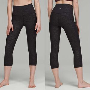 Lululemon Align High-Rise Segment Emboss Black Crop 21” Leggings, Size 4